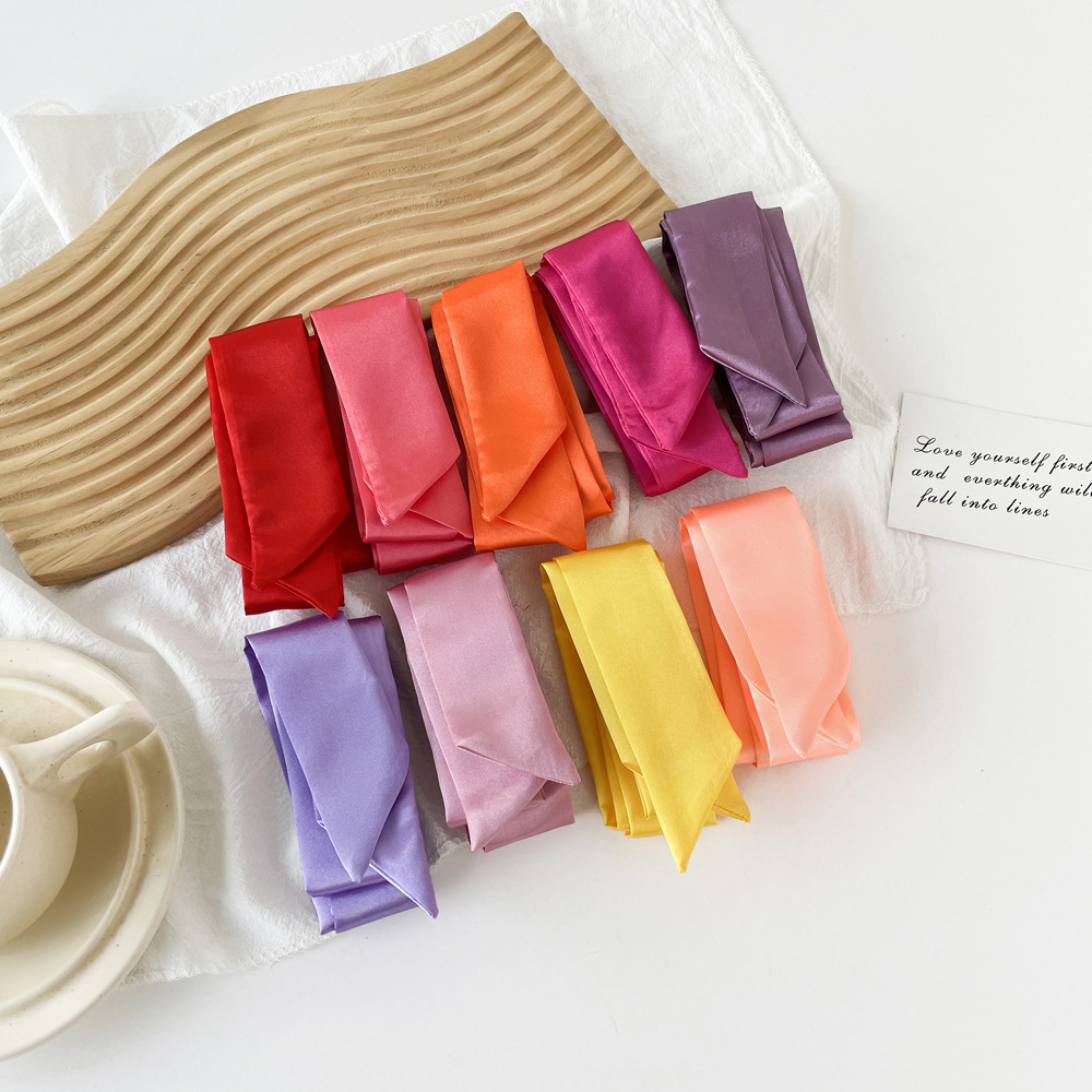 Solid Color Satin Skinny Scarf - Bow Tie Pre Tied recension och pris