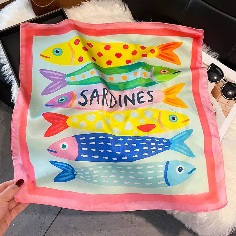 Fashion Fish Pattern Square Si - Ascot Neck Scarf recension och pris